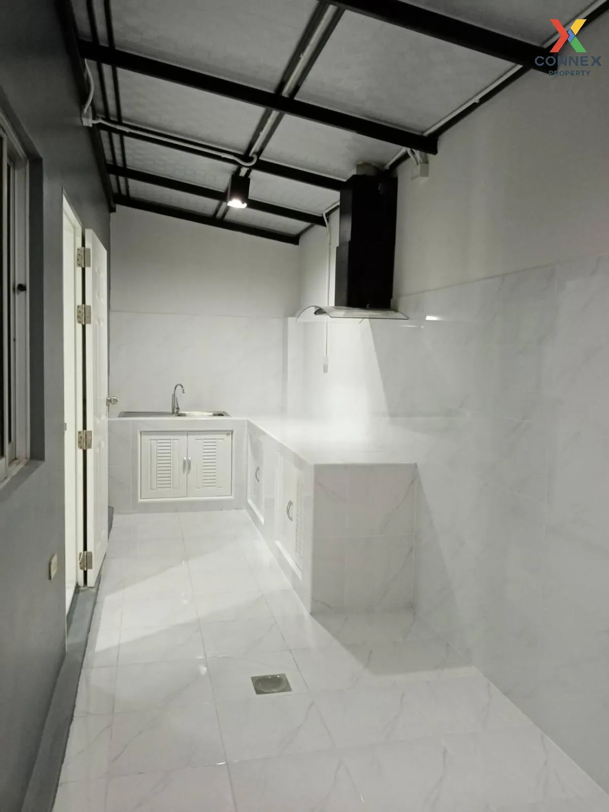 For Sale Townhouse/Townhome  , Nirun Ville 12 , Bang Chalong , Ba