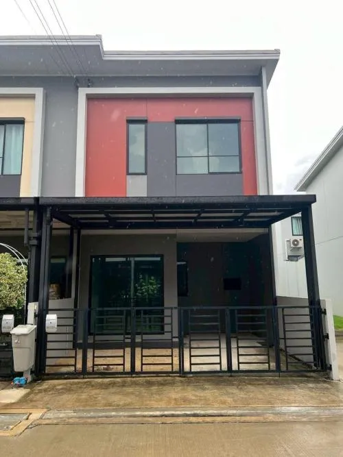 ขายทาวน์เฮ้าส์/ทาวน์โฮม  สิริ เพลส พหลโยธิน 52 คลองถนน เขต สายไหม กรุงเทพ CX-132355