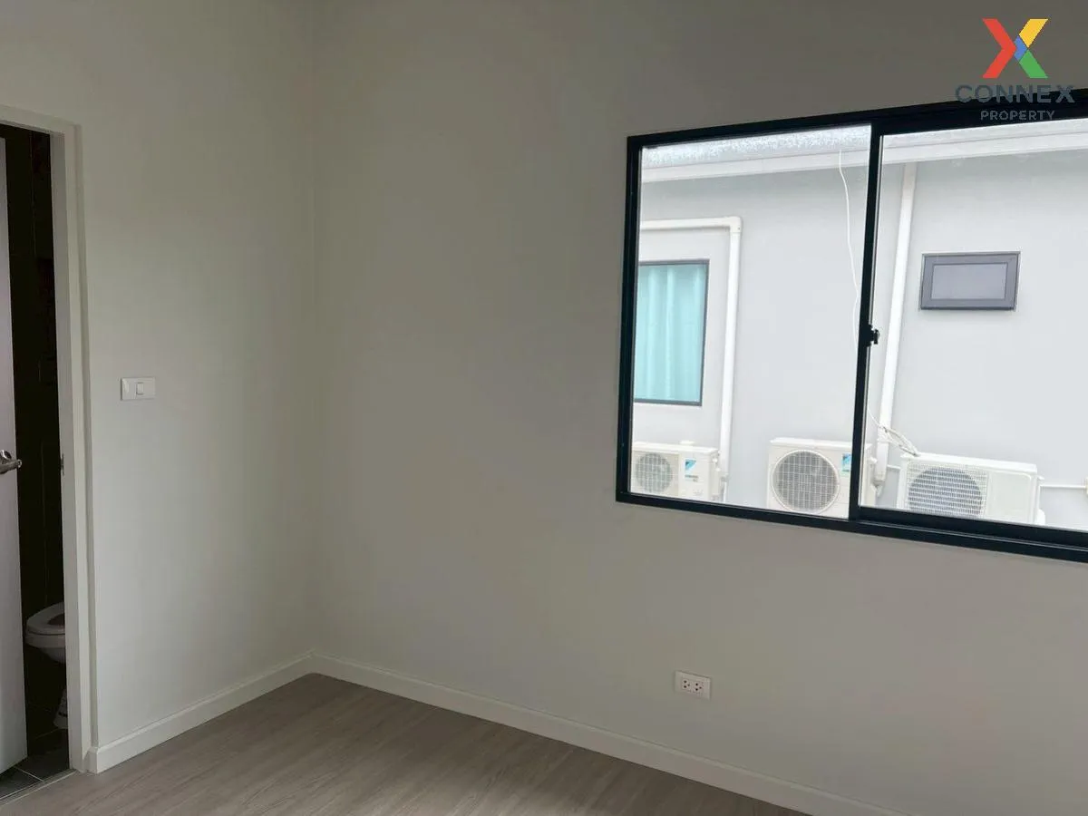 For Rent Townhouse/Townhome  , Siri Place Phaholyothin 52 , Khlon