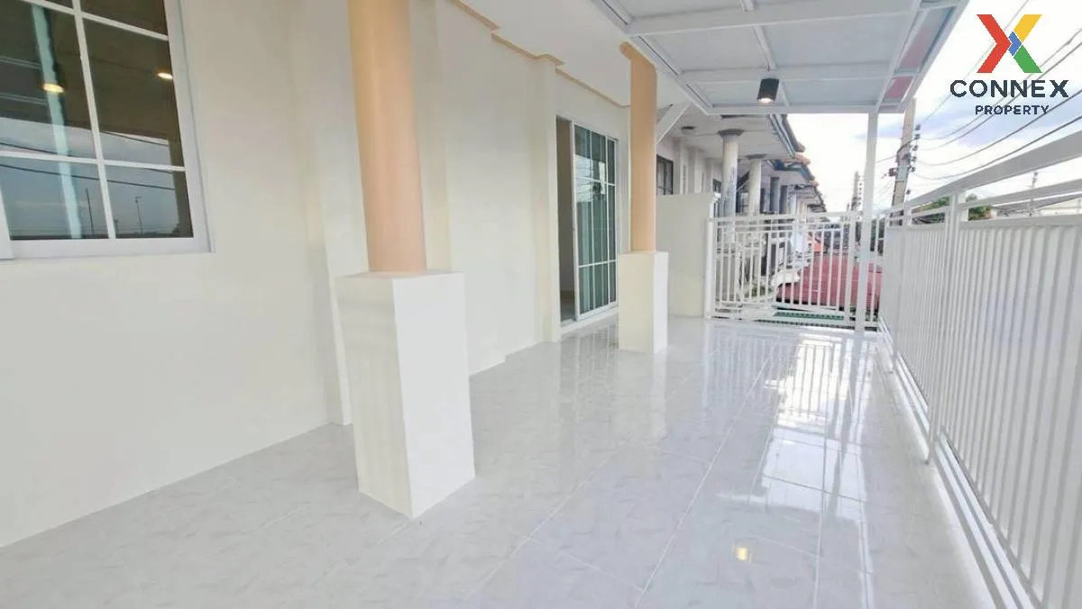 ขายทาวน์เฮ้าส์/ทาวน์โฮม  บ้านบัวทอง 4 บ้านกล้วย-ไทรน้อย รีโนเวทให