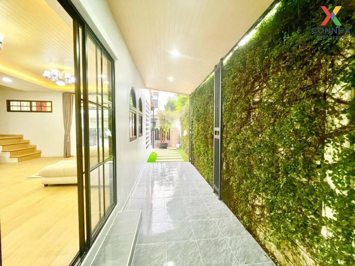 For Sale Townhouse/Townhome  , The Trust Town Wongwaen - Lamlukka