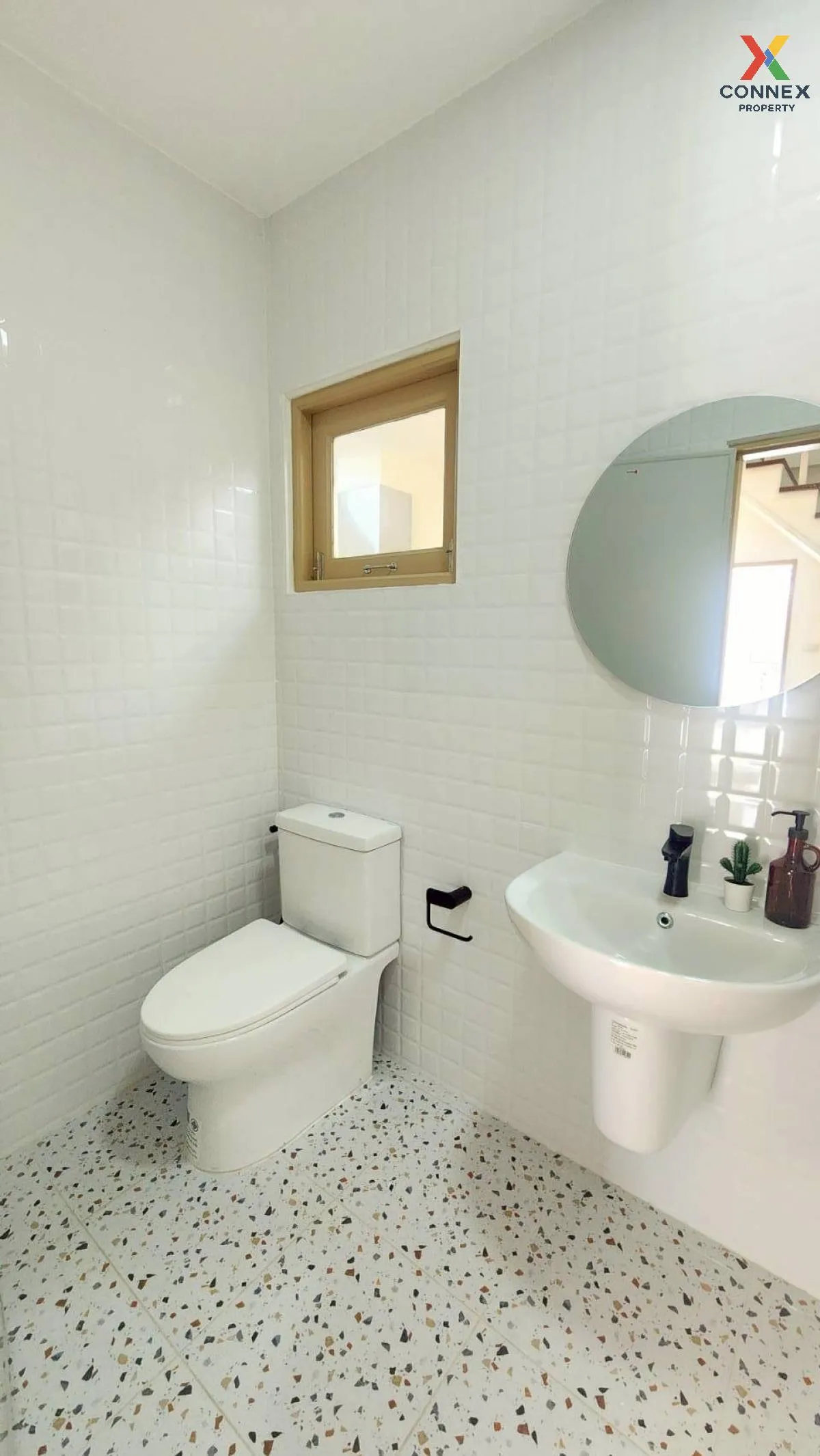 For Sale Townhouse/Townhome  , Baan Fah Piyarom Ruean Pana , newl