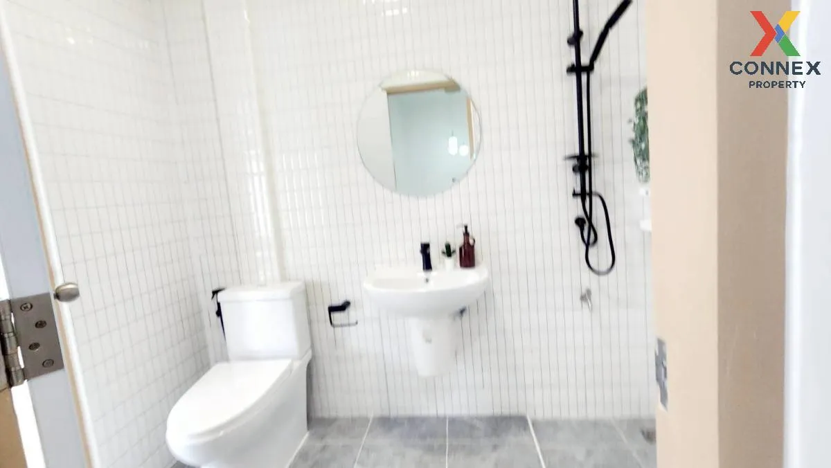 For Sale Townhouse/Townhome  , Baan Fah Piyarom Ruean Pana , newl