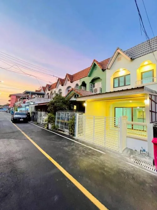ขายทาวน์เฮ้าส์/ทาวน์โฮม  บ้านบัวทอง 2 รีโนเวทใหม่ บางรักพัฒนา บางบัวทอง นนทบุรี CX-132437