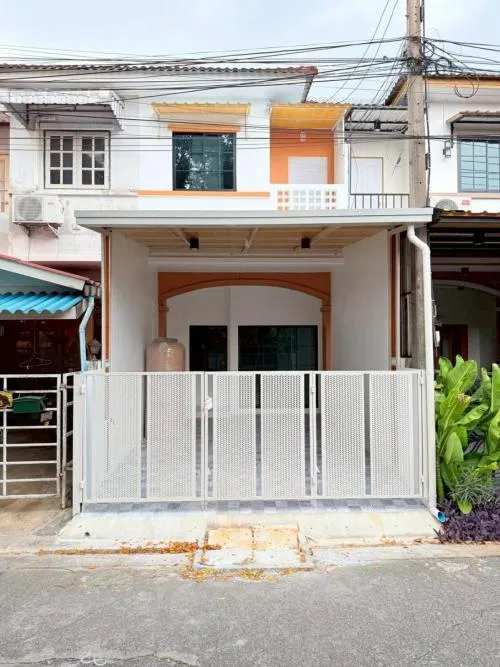 For Sale Townhouse/Townhome  , Baan Thanarnin , newly renovated , Lat Sawai , Lam Luk Ka , Pathum Thani , CX-132493