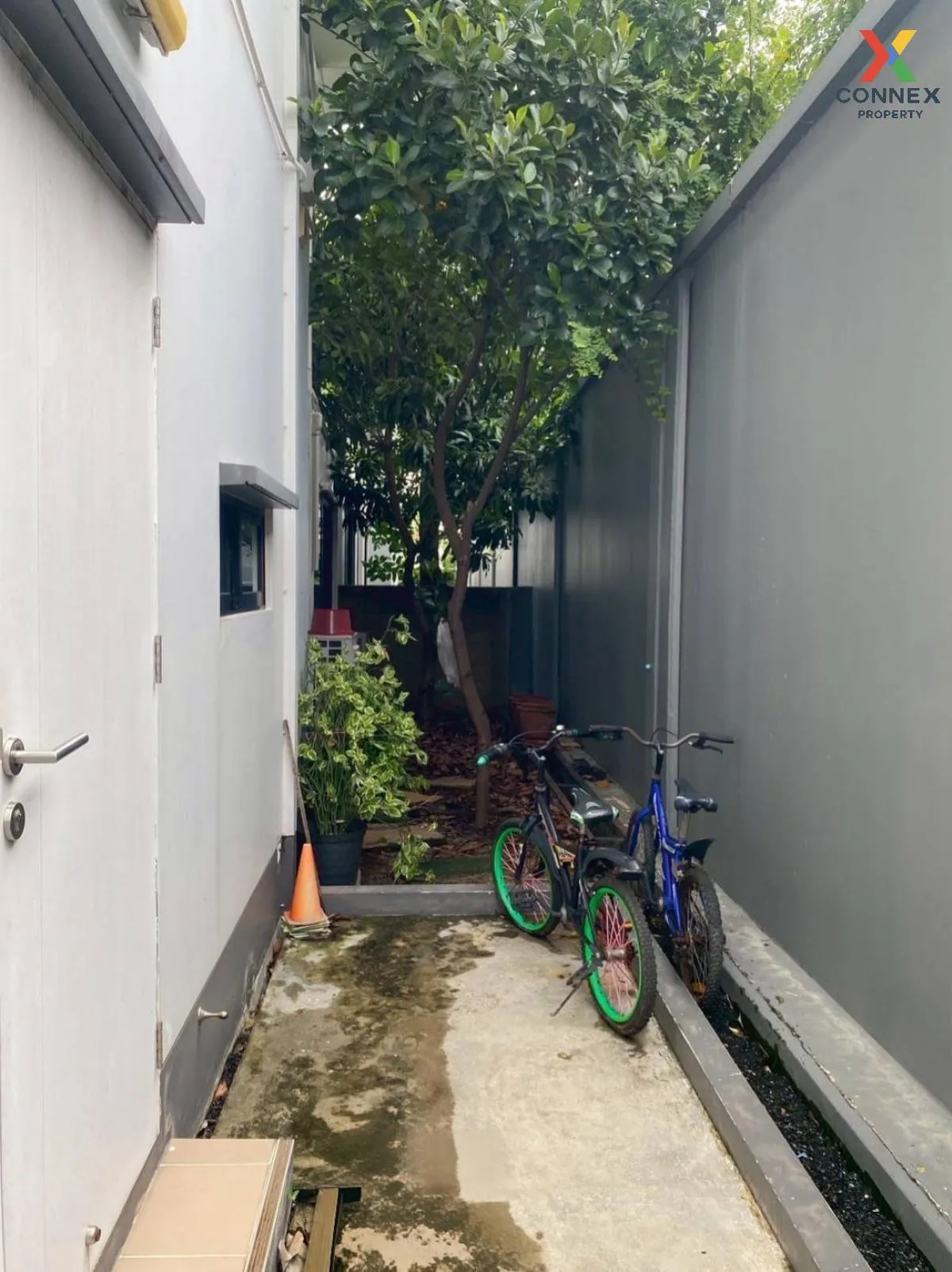 For Sale House , Kanasiri Rangsit Klong 2 , wide frontage , Khu K 4