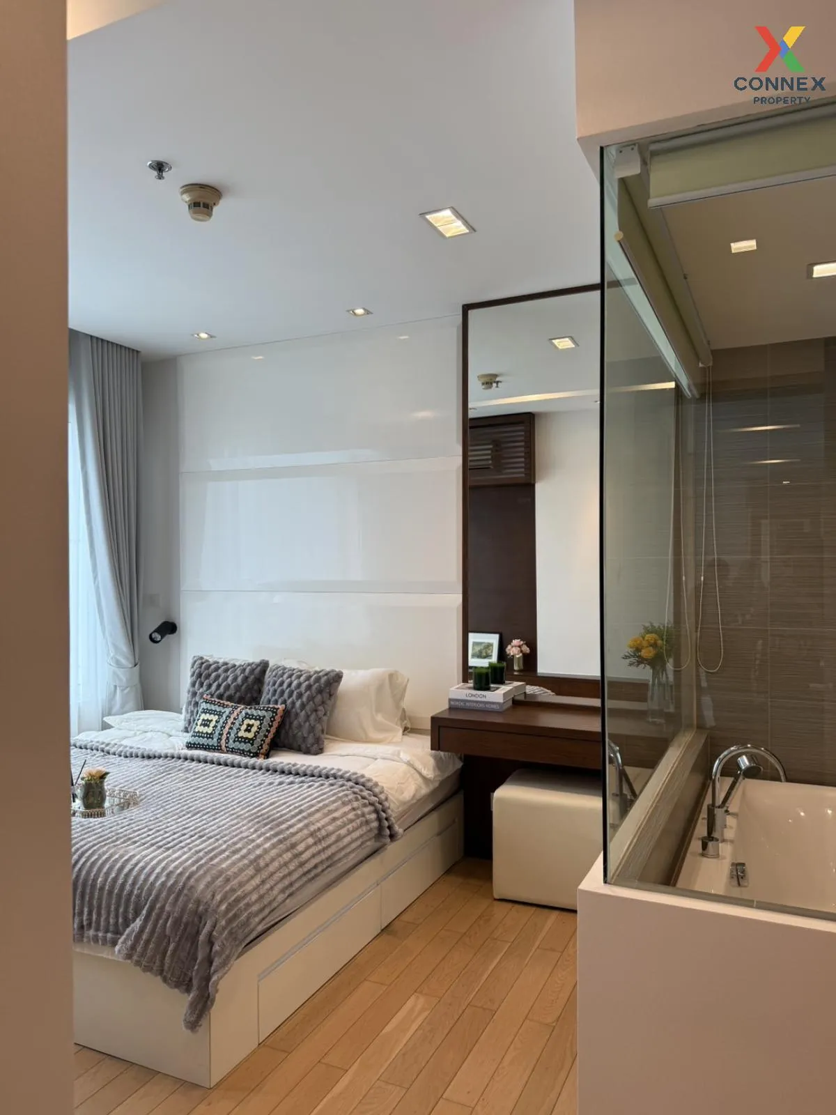 For Rent Condo , Siri at Sukhumvit , newly renovated , BTS-Thong 