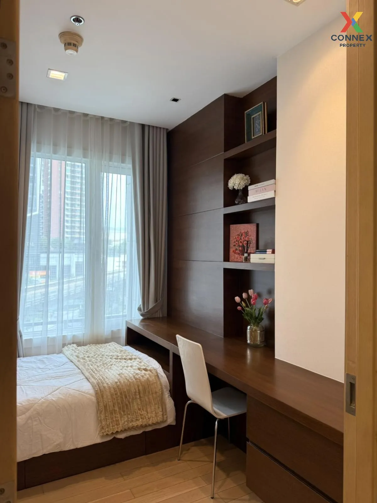 For Rent Condo , Siri at Sukhumvit , newly renovated , BTS-Thong 