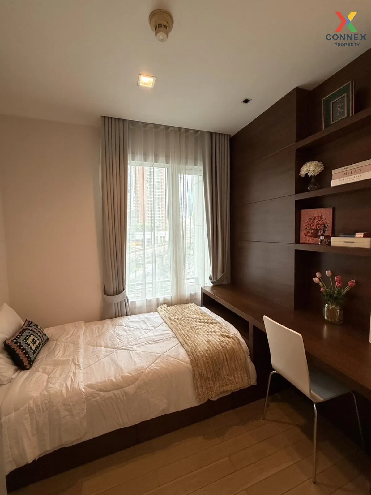 For Rent Condo , Siri at Sukhumvit , newly renovated , BTS-Thong 