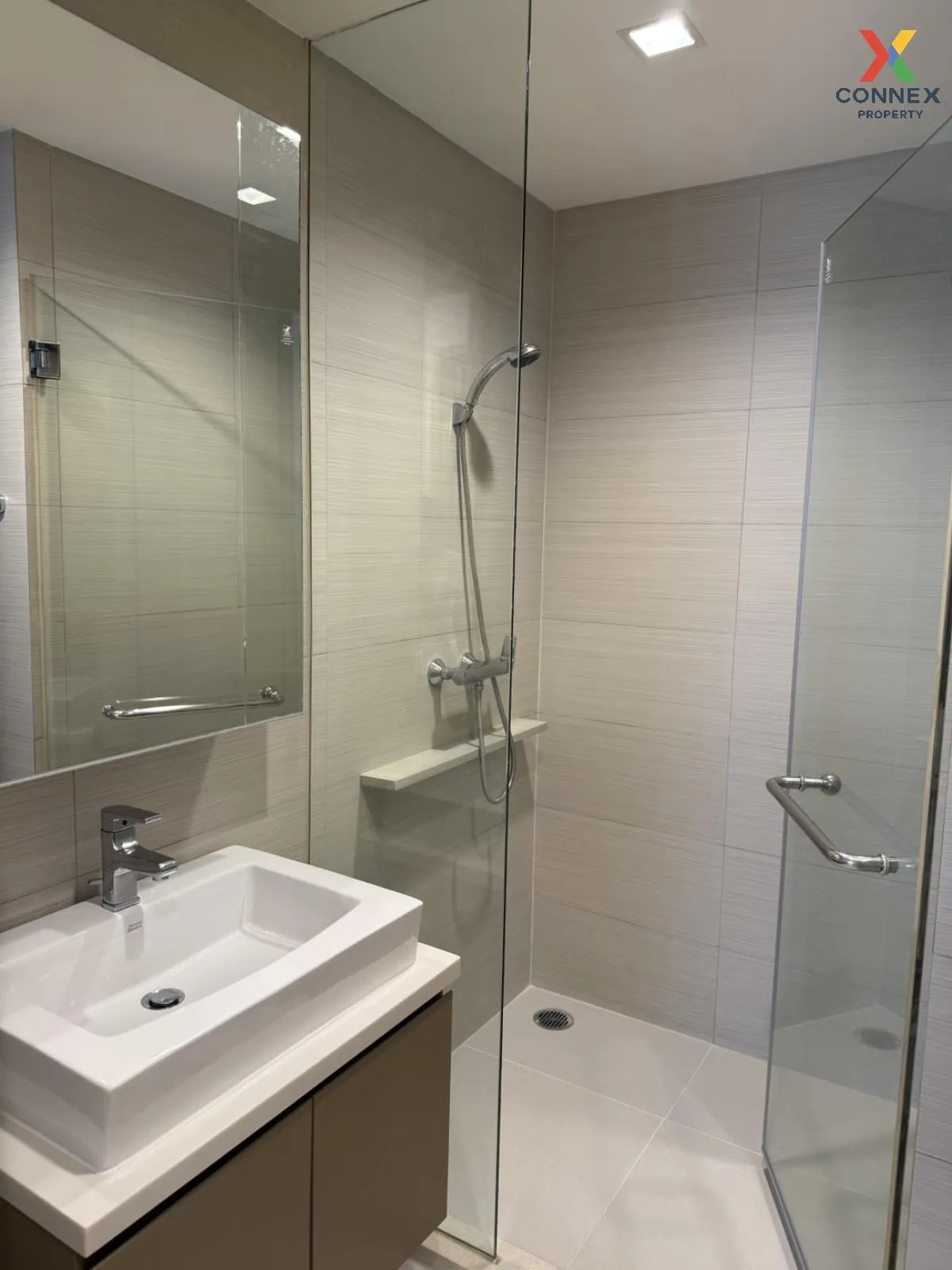 For Rent Condo , Siri at Sukhumvit , newly renovated , BTS-Thong 