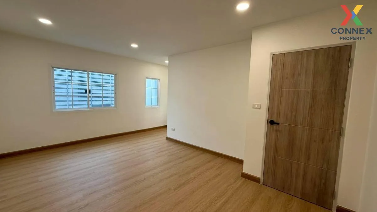 For Sale Townhouse/Townhome  , Baan Pim Thong , newly renovated ,