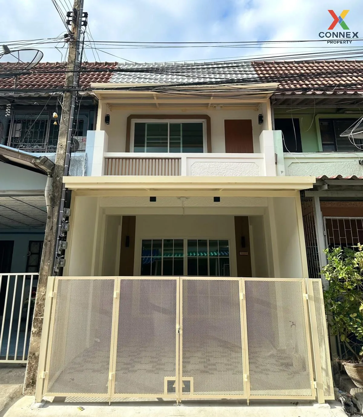 ขายทาวน์เฮ้าส์/ทาวน์โฮม  อิ่มอัมพร 10 รีโนเวทใหม่ คลองมะเดื่อ กระ 1