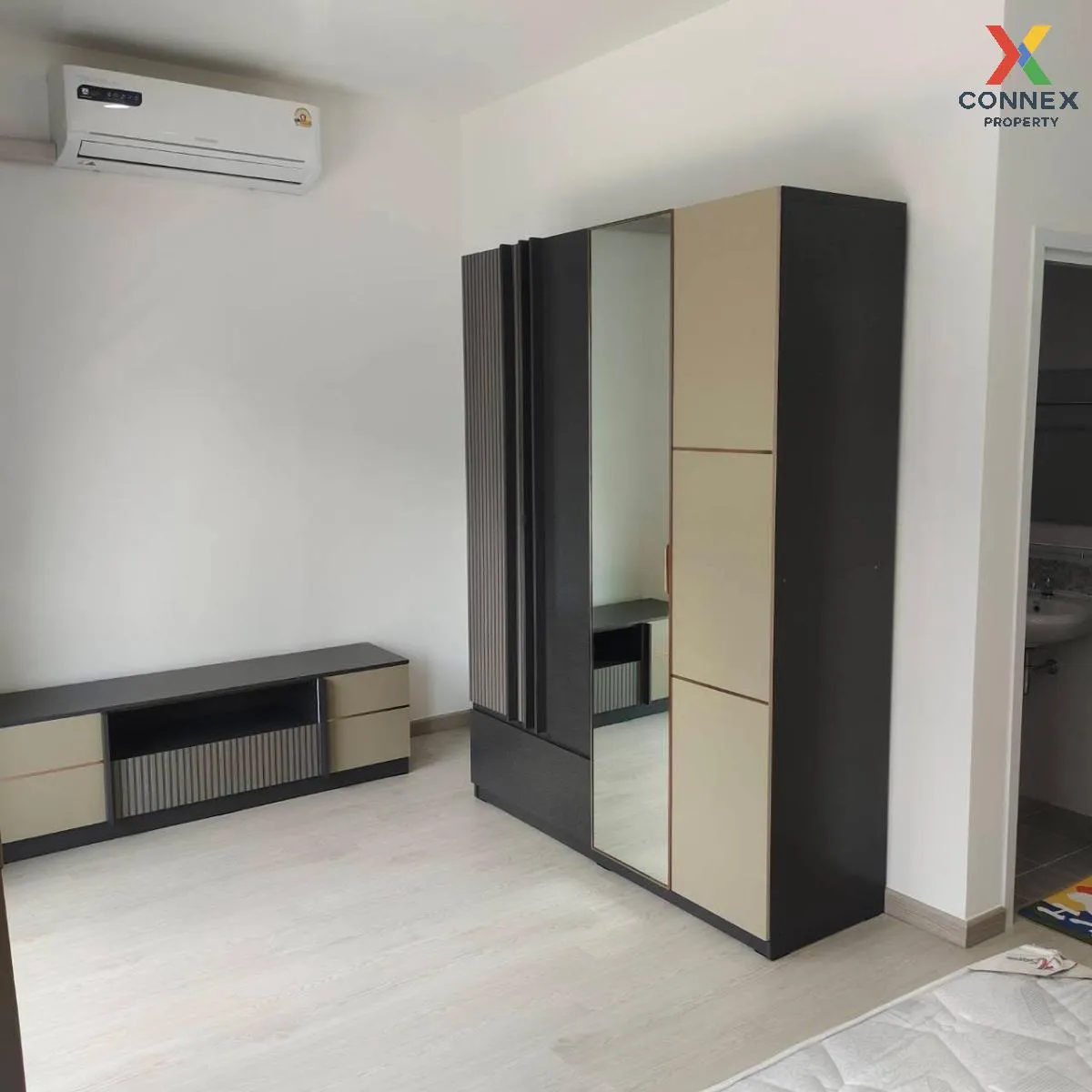 For Rent Townhouse/Townhome  , Goods Land 3 Bang Pla - Mahachai ,