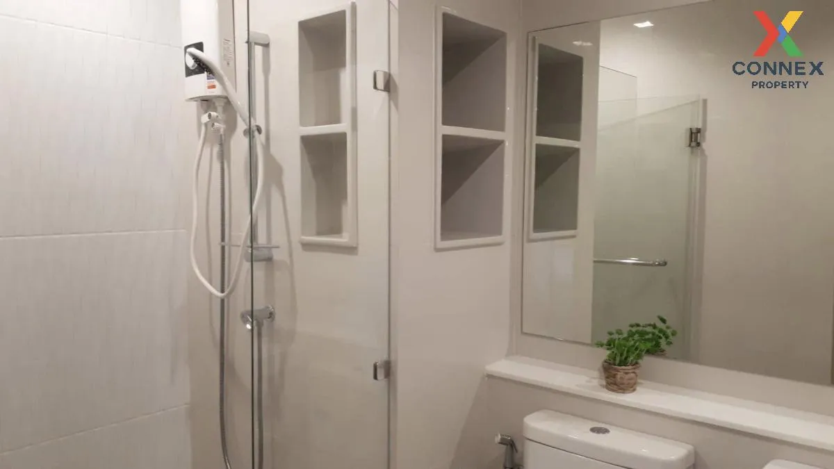 For Rent Condo , Life Ladprao , nice view , high floor , river vi