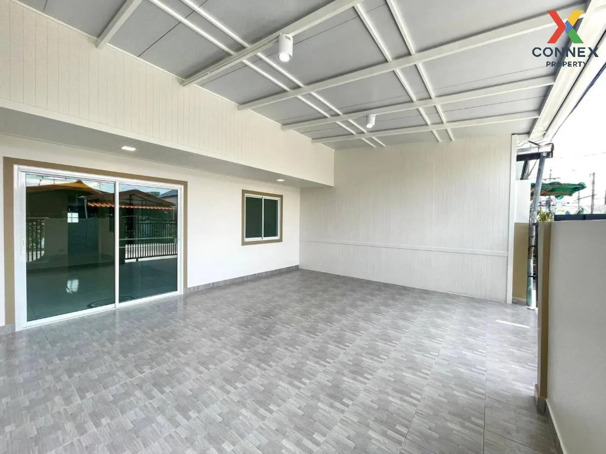 ขายทาวน์เฮาส์  หมู่บ้านทรายทองนิเวศน์  รีโนเวทใหม่ ท่าทราย เมืองน 4