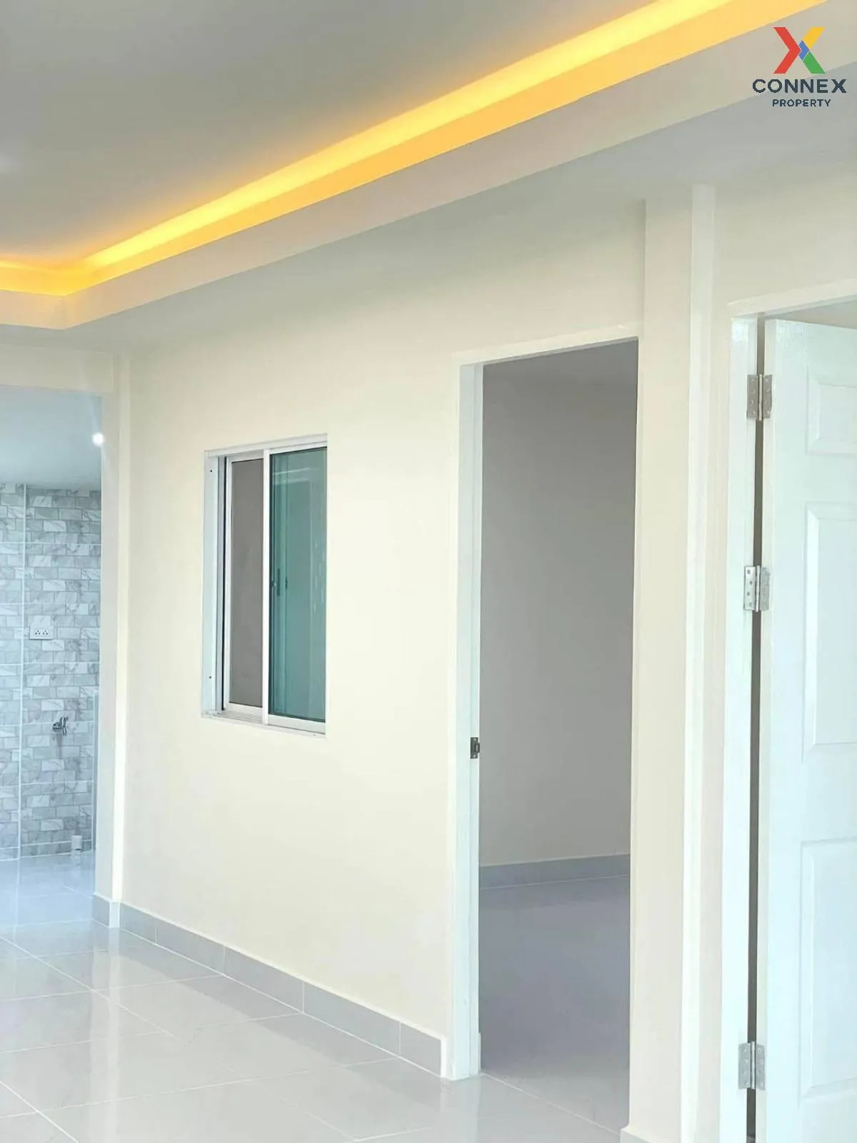 ขายทาวน์เฮาส์  หมู่บ้านทรายทองนิเวศน์  รีโนเวทใหม่ ท่าทราย เมืองน