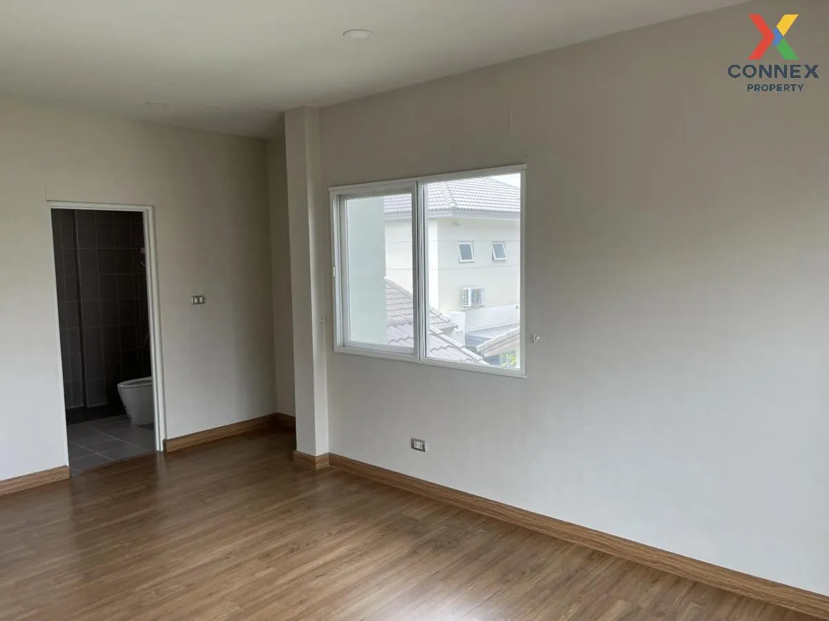 For Sale House , Centro Rama 9 - Motorway , Khlong Song Ton Noon 