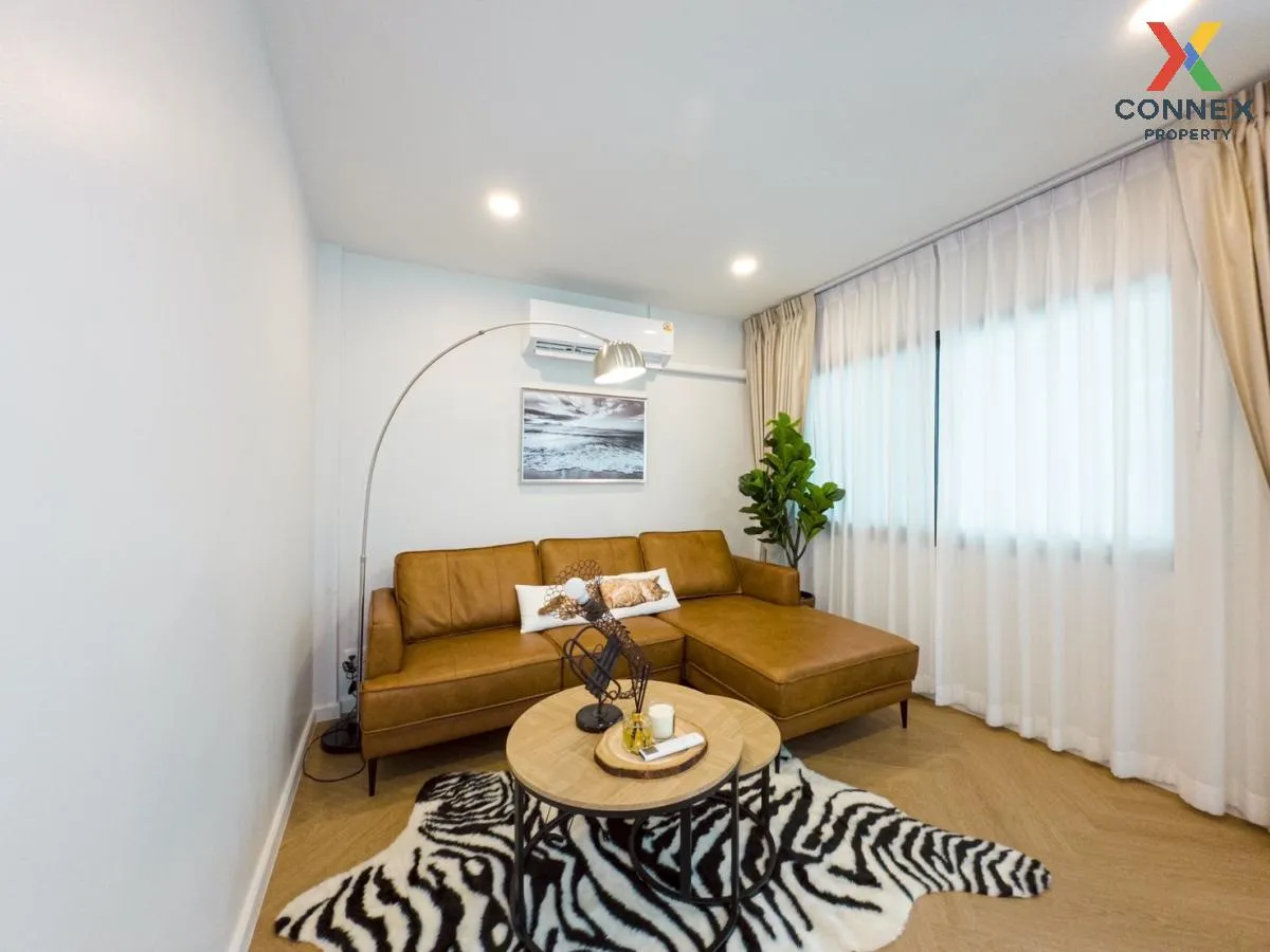 For Sale House , Baan Sinsuk , newly renovated , Khlong Chan , Ba 3