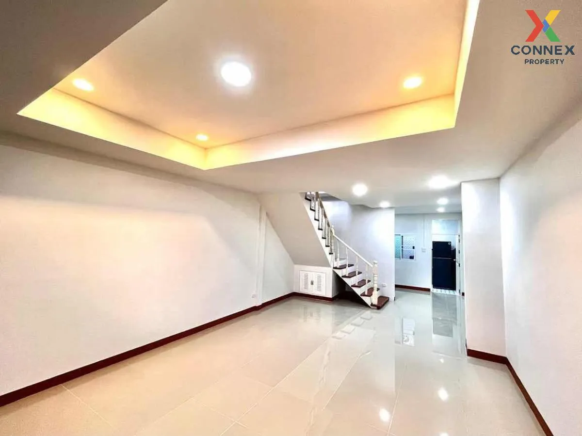 For Sale Townhouse/Townhome  , Baan Yu Charoen 3 , BTS-Khu Khot , 2