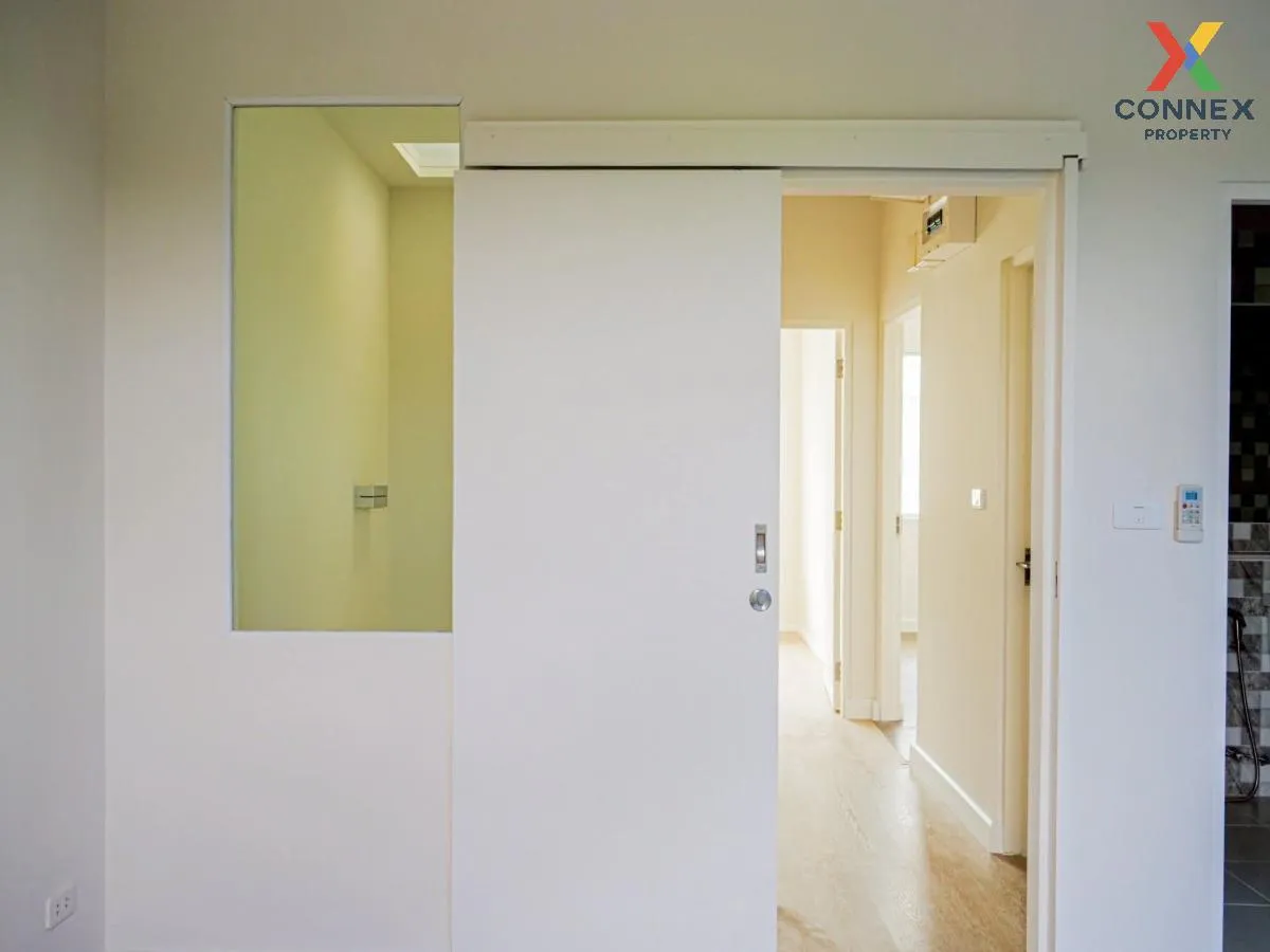 For Sale Townhouse/Townhome  , TYME Rama 5 , wide frontage , newl