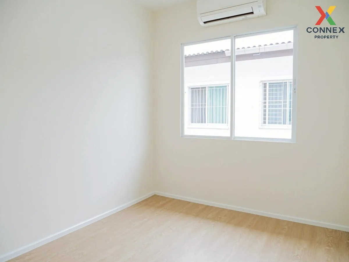 For Sale Townhouse/Townhome  , TYME Rama 5 , wide frontage , newl