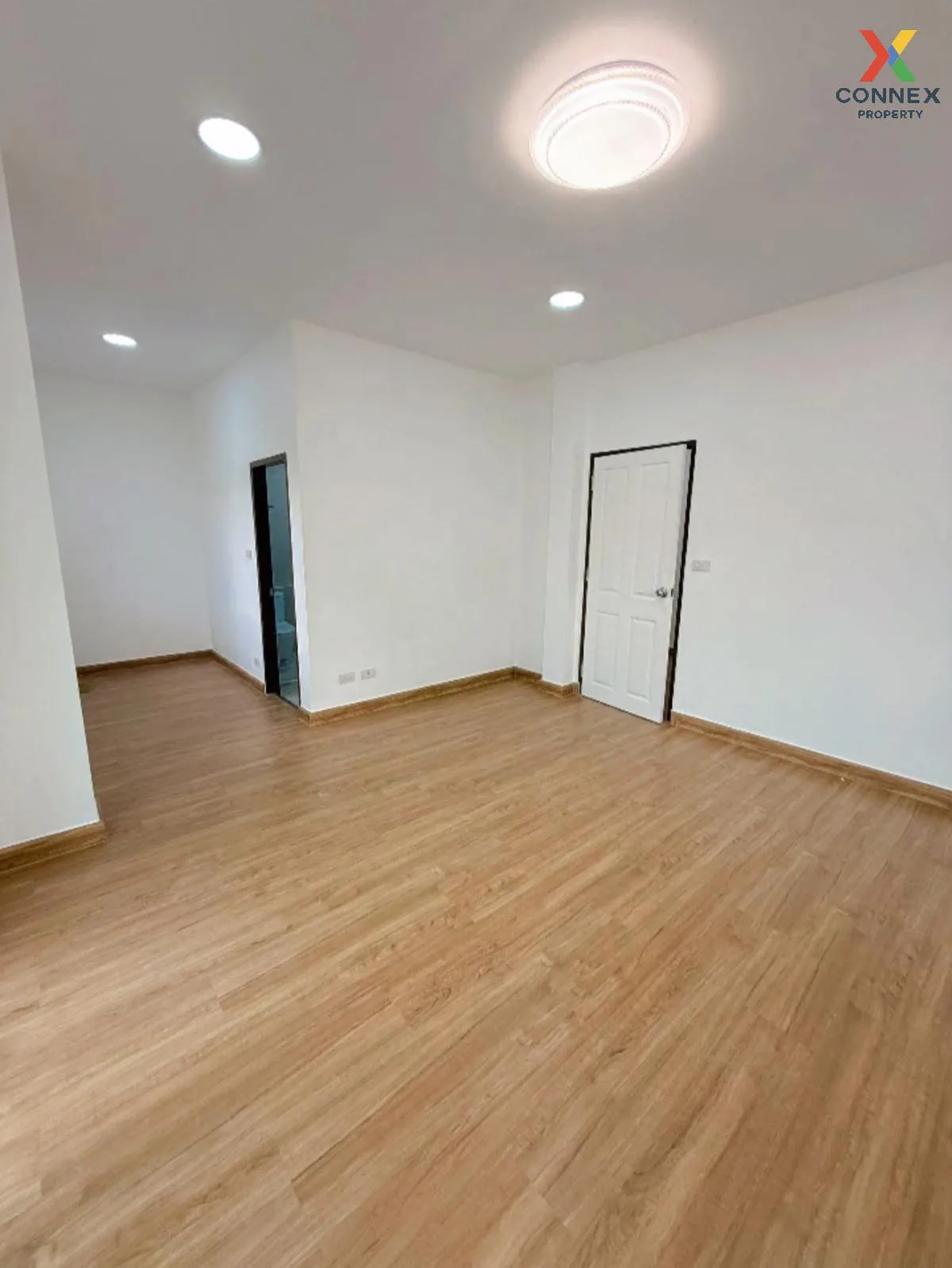For Sale House , Narawan Ekachai , newly renovated , Bang Nam Chu