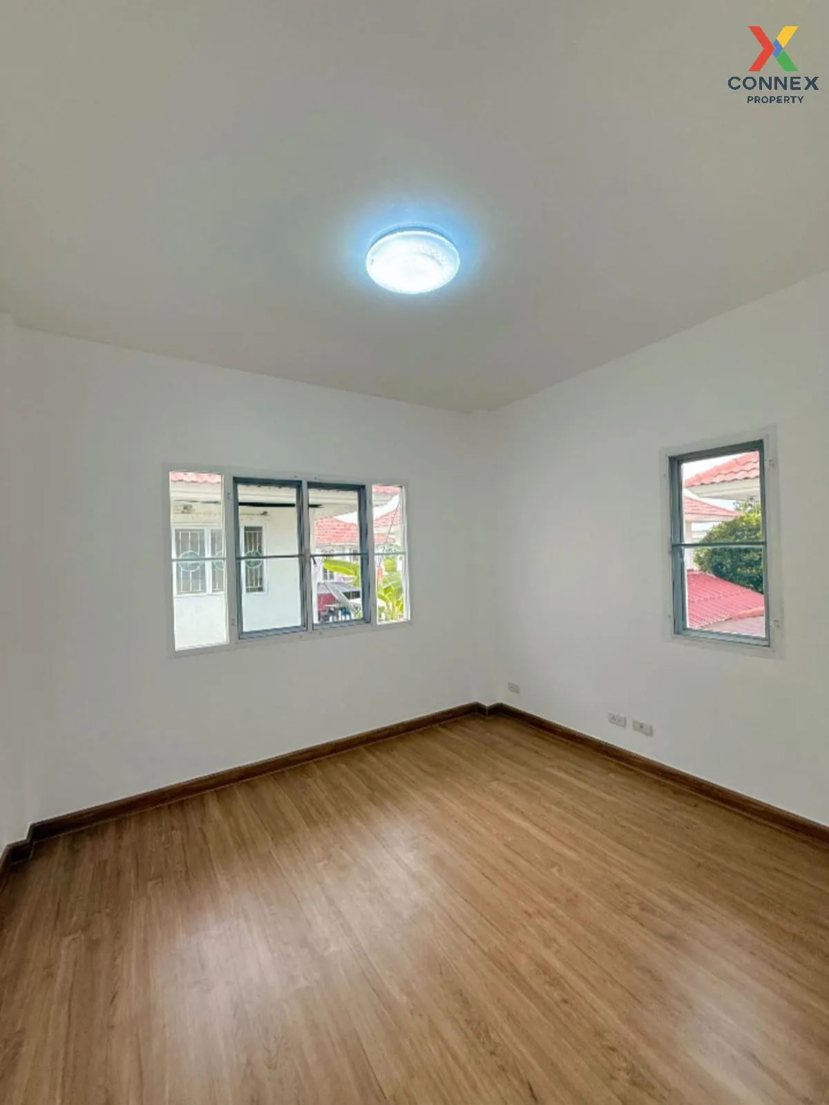 For Sale House , Narawan Ekachai , newly renovated , Bang Nam Chu
