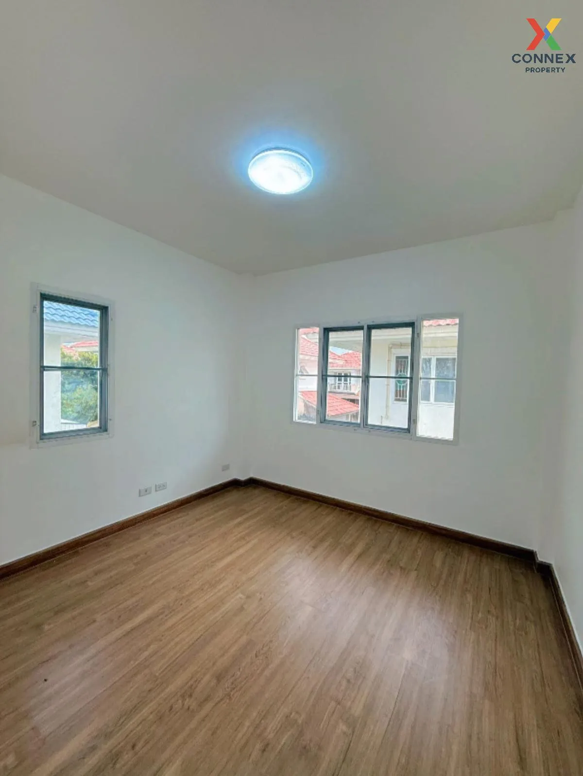 For Sale House , Narawan Ekachai , newly renovated , Bang Nam Chu