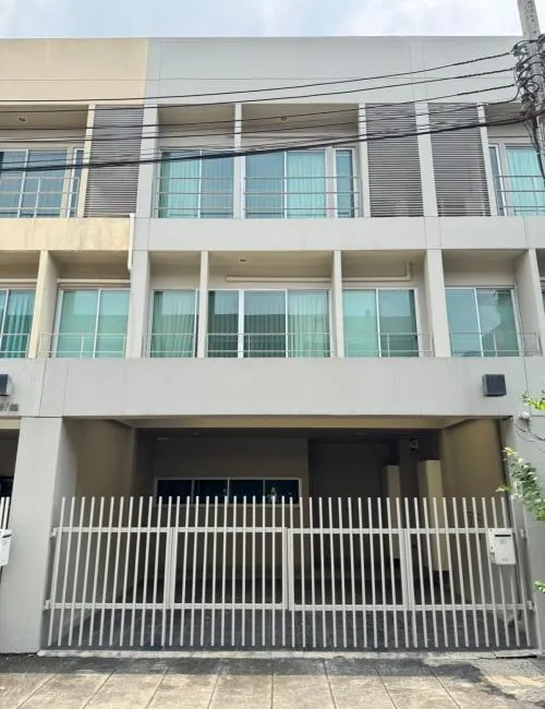 For Rent Townhouse/Townhome  , Noble Cube Pattanakarn , Suan Luang , Suan Luang , Bangkok , CX-133051