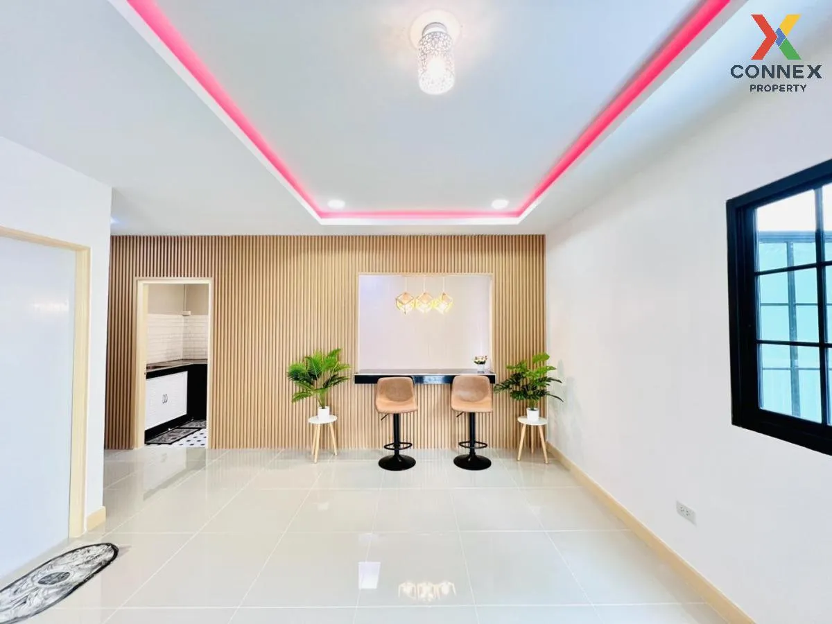 For Sale Townhouse/Townhome  , Pruksa Ville 19 Wongwaen - Pinklao
