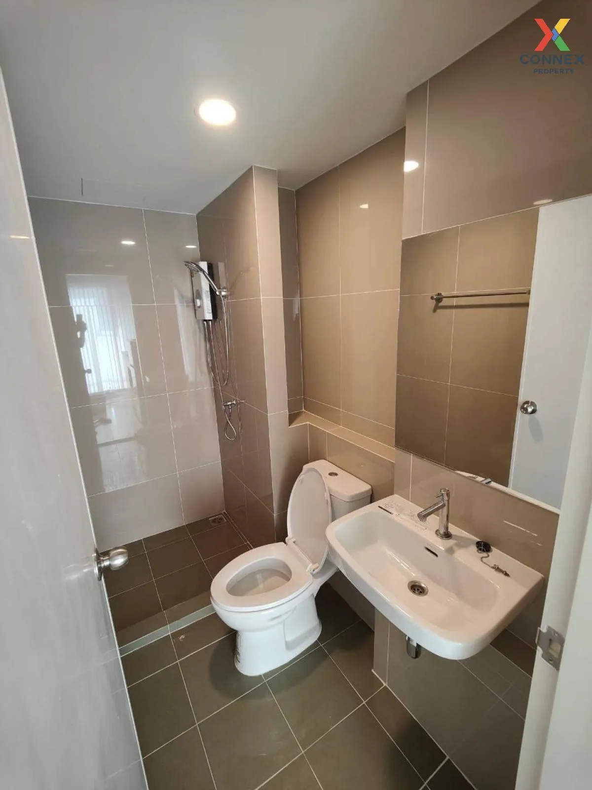 For Rent Condo , Sena Kith Srinakarin - Sridan , MRT-Sridan , Sam