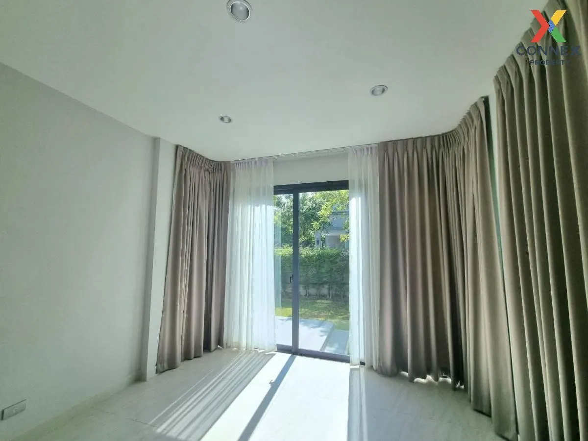 For Sale Townhouse/Townhome  , THE SONNE Srinakarin-Bangna , corn