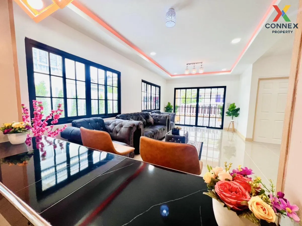 For Sale House , Baan Pruksa 19 Bangbuathong , corner unit , newl 3