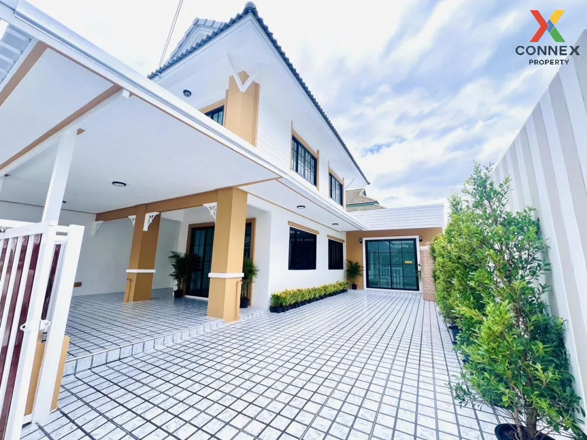 For Sale House , Baan Pruksa 19 Bangbuathong , corner unit , newl