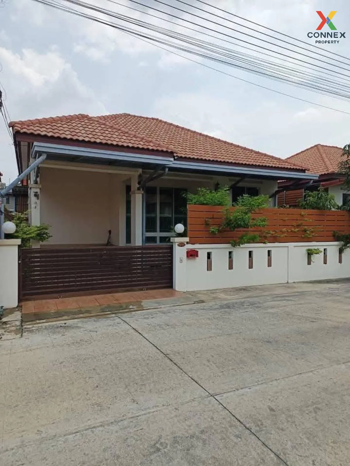 ขายบ้าน  หมู่บ้านฐานมั่นคง คลอง 2  อ.คลองหลวง จ.ปทุมธานี CX-13326 1