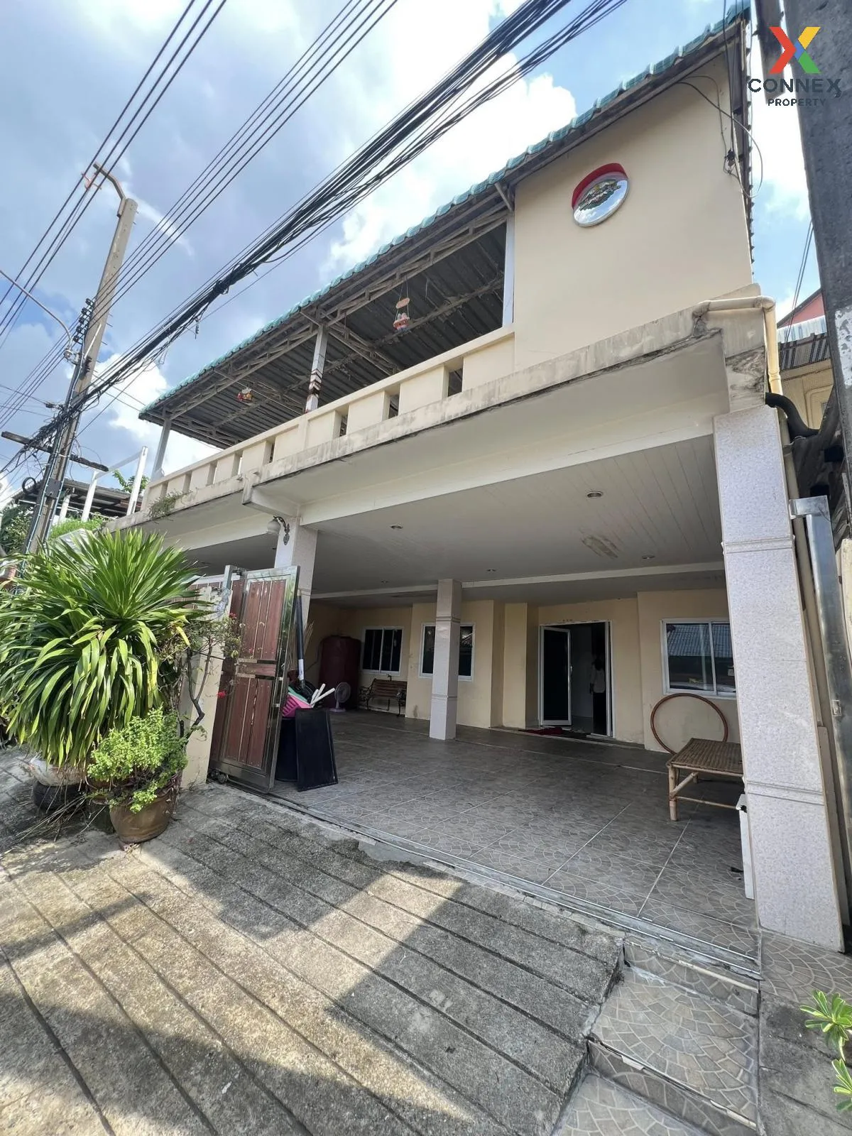 For Sale Semi-detached house in Soi On Nut 70/1 , Prawet , Prawet 1