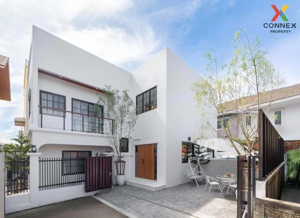 For Rent Modern Luxury Private Pool villa , Din Daeng , Din Daeng 1