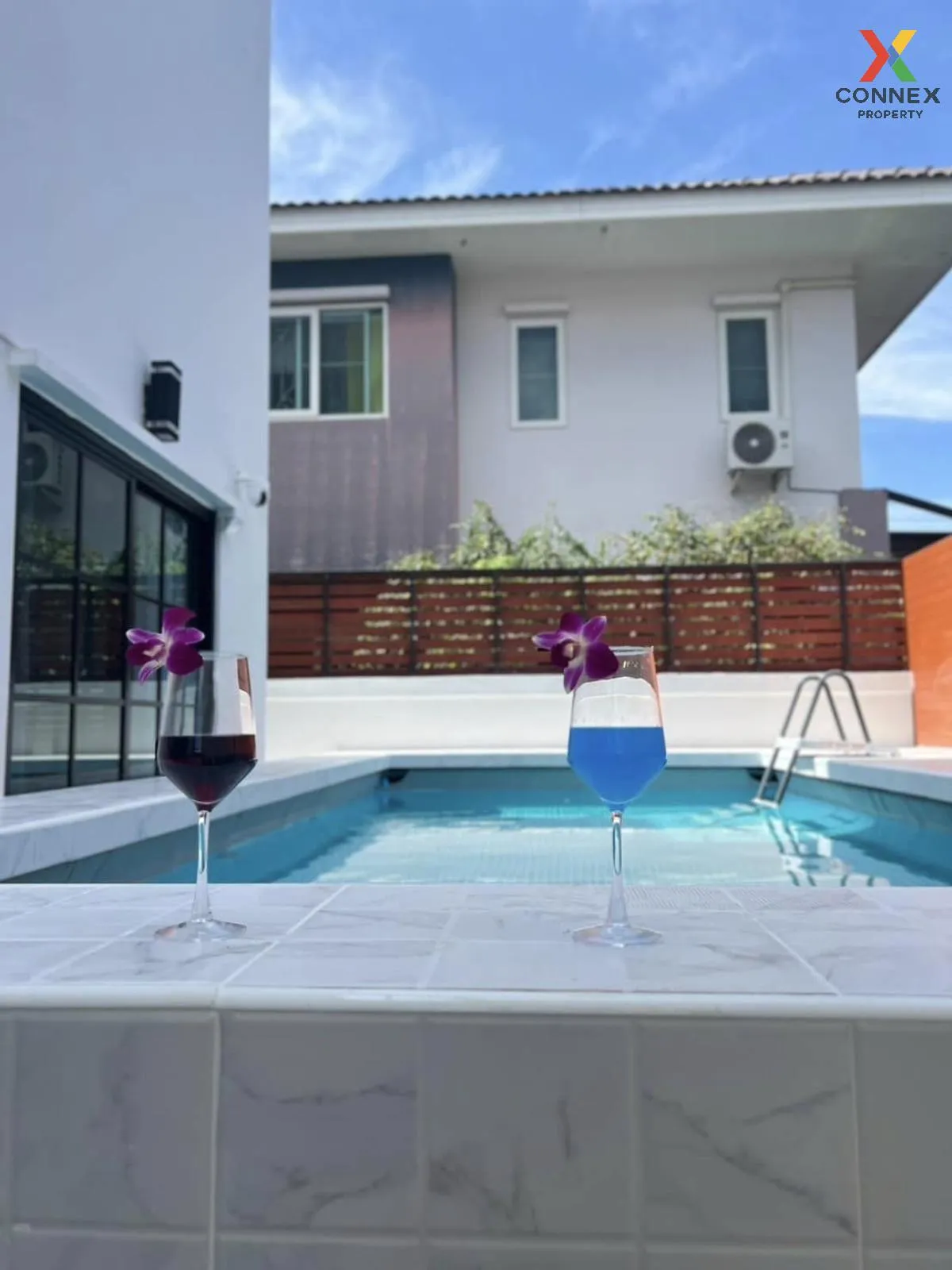 For Rent Modern Luxury Private Pool villa , Din Daeng , Din Daeng