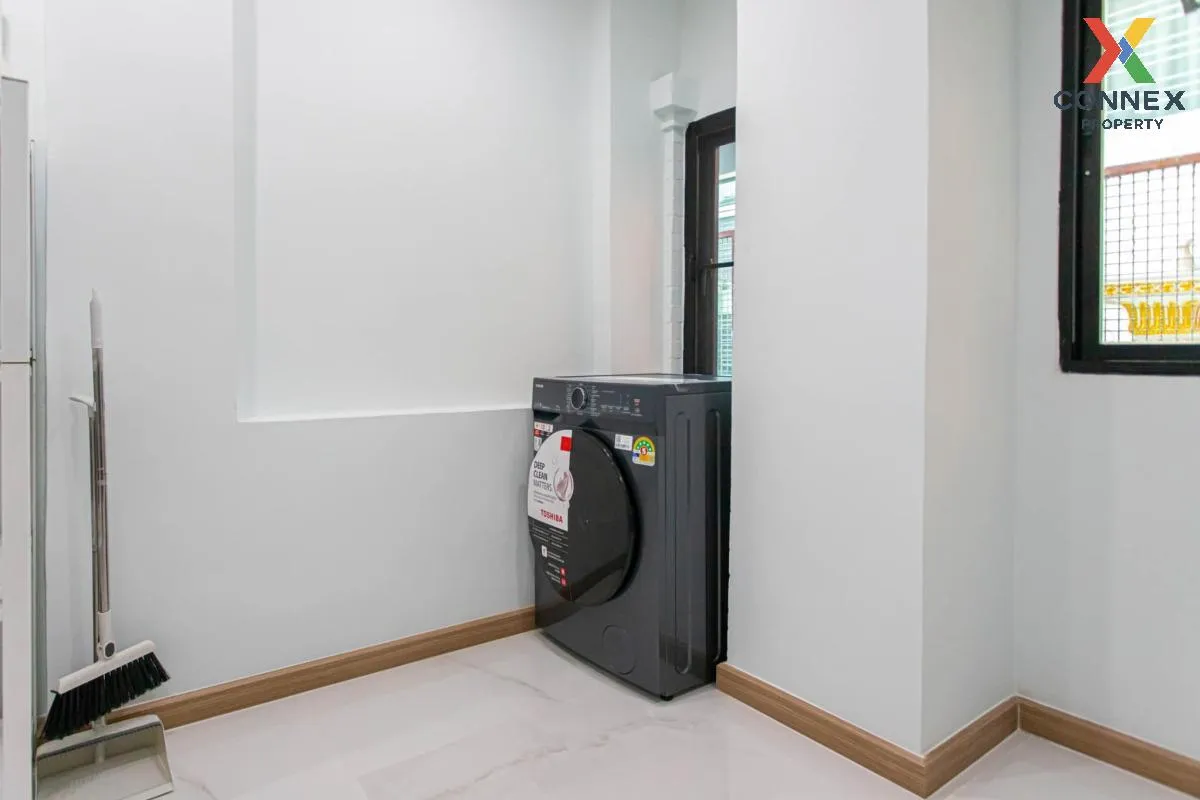 For Rent Modern Luxury Private Pool villa , Din Daeng , Din Daeng