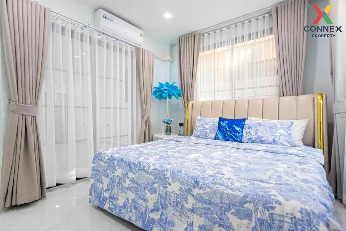 For Rent Modern Luxury Private Pool villa , Din Daeng , Din Daeng