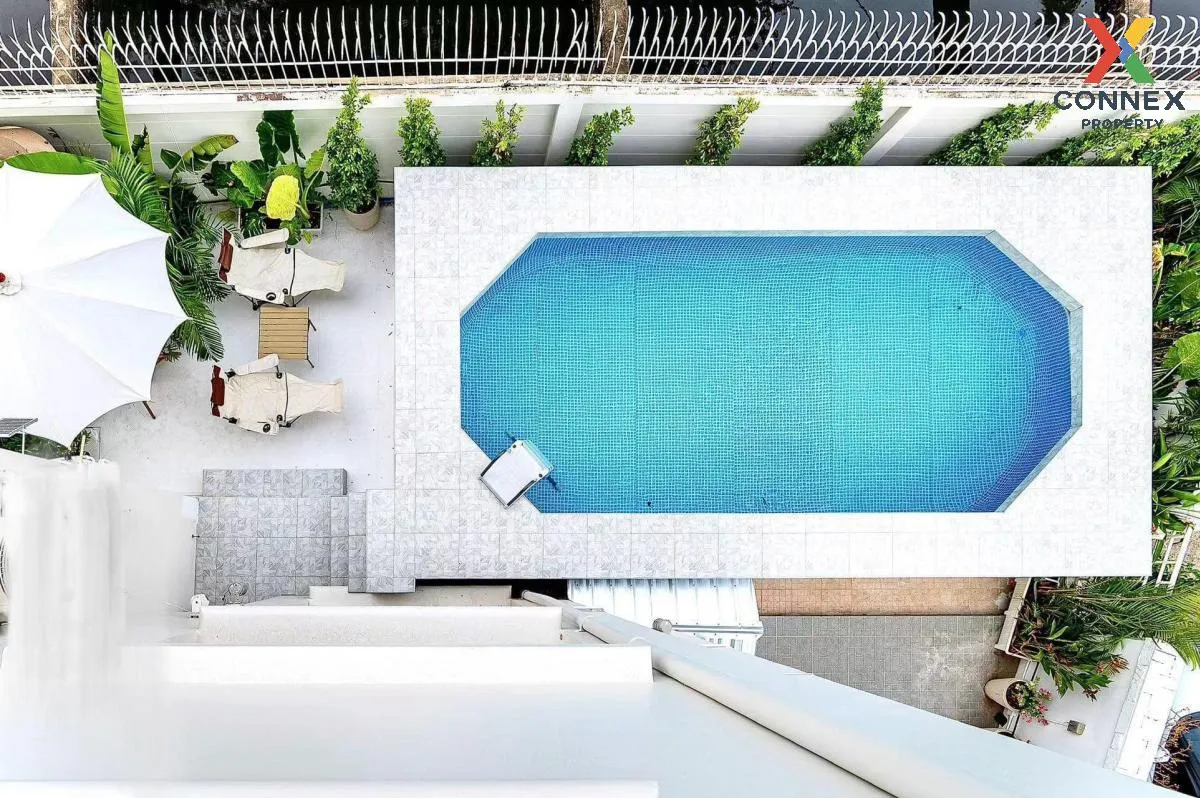 For Rent Modern Luxury Private Pool villa @Ratchada , Ratchadaphi 1