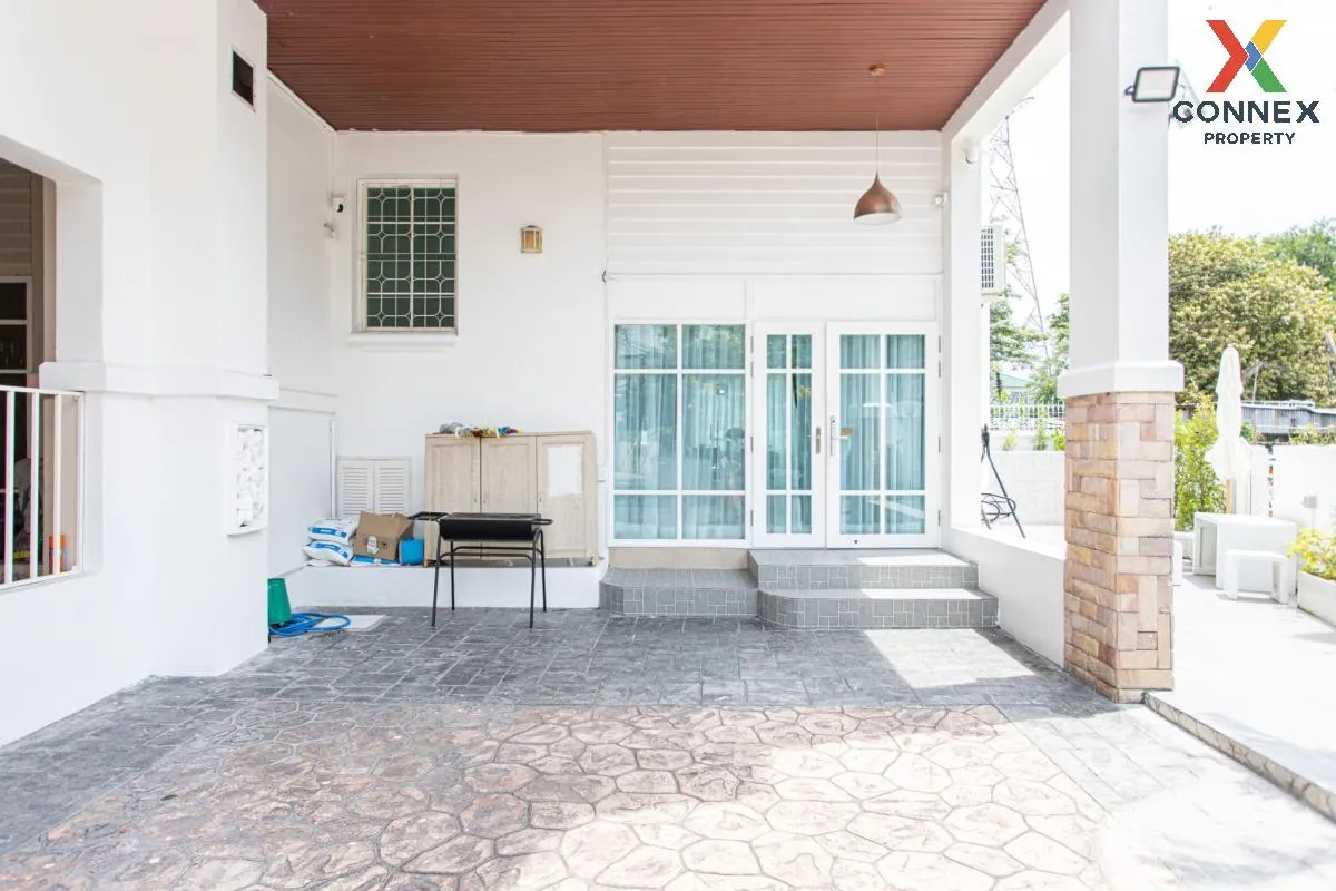 For Rent Modern Luxury Private Pool villa @Ratchada , Ratchadaphi