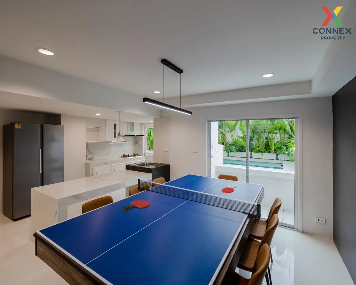For Rent Modern Luxury Private Pool villa @Ratchada , Ratchadaphi