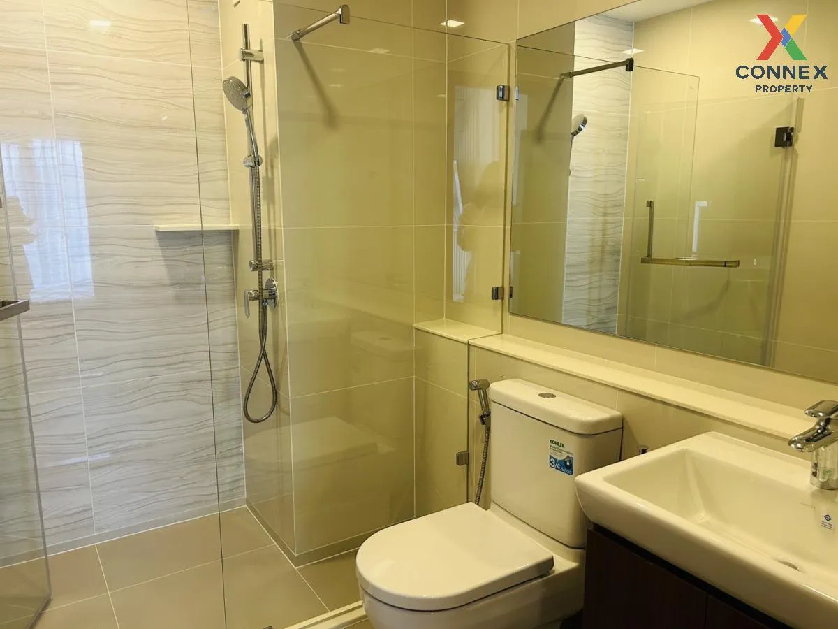 For Rent Condo , Life Phahon - Ladprao , high floor , corner unit