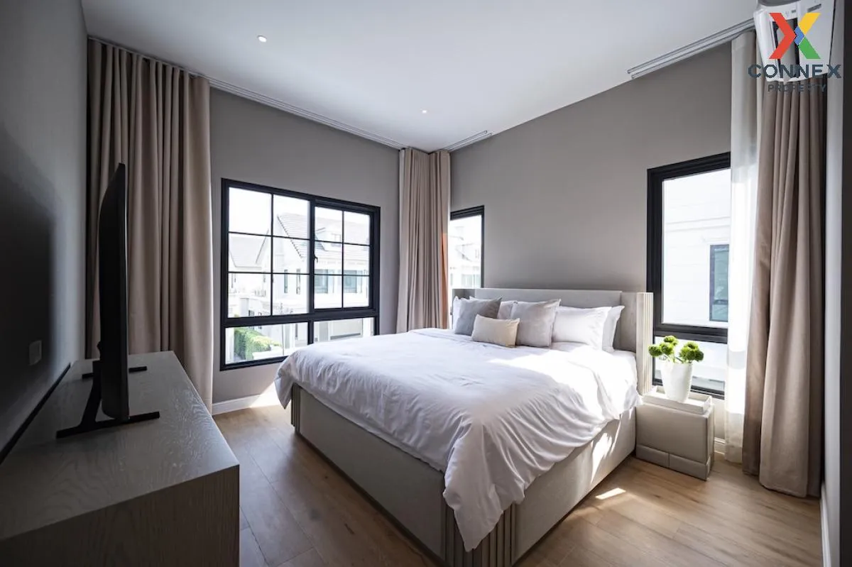 For Rent House , Narinsiri Rama 9 - Krungthep Kreetha , wide fron
