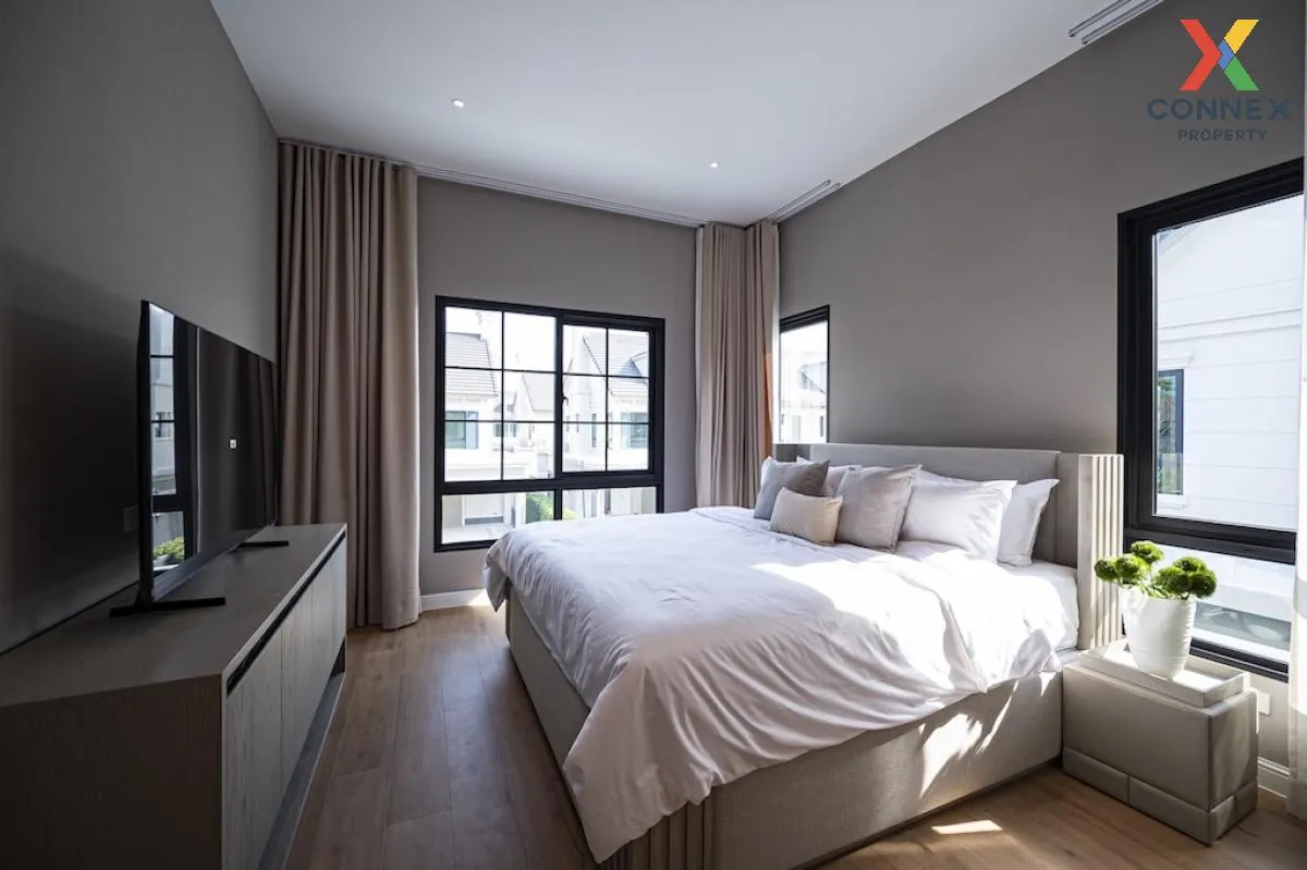 For Rent House , Narinsiri Rama 9 - Krungthep Kreetha , wide fron