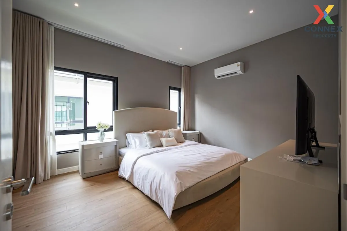 For Rent House , Narinsiri Rama 9 - Krungthep Kreetha , wide fron