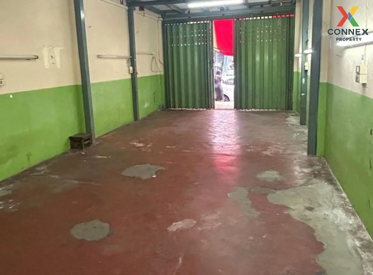 For Sale Townhouse/Townhome  , Baan Sriphet Petchkasem 106 , Nong 4