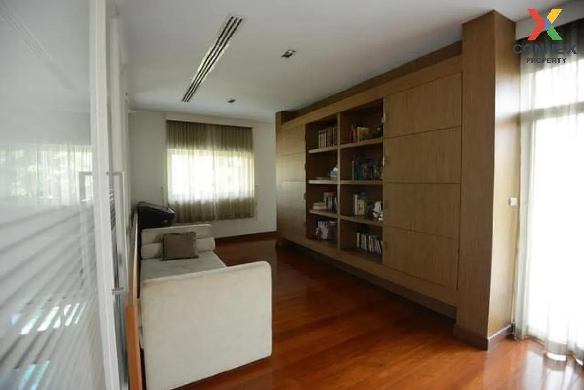 For Sale House , Private Nirvana Residence , MRT-Ladprao 83 , Khl