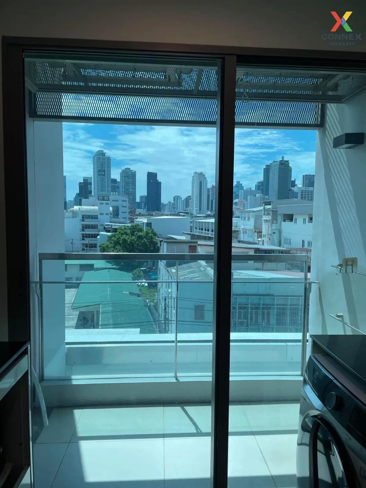ขายคอนโด  เดอะรูม เจริญกรุง 30 BTS-สะพานตากสิน บางรัก เขต บางรัก 